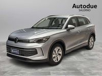 Usata VW Tiguan Life 150 CV (110 kW) 2024 Dolomite silver metallizzato SUV