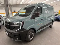 Usata Renault Master 150 CV (110 kW) 2024 Blu Furgone