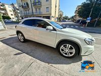 Usata Mercedes GLA200 136 CV (100 kW) 2015 Bianco SUV