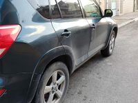 Usata Toyota RAV4 177 CV (130 kW) 2006 SUV