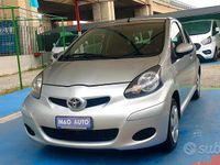 Usata Toyota Aygo Connect Style 68 CV (50 kW) 2011 Grigio Utilitaria