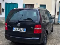Usata VW Touran 105 CV (77 kW) 2005 Nero Monovolume