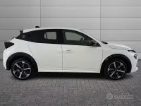 Usata Lancia Ypsilon 101 CV (74 kW) 2025 Bianco Utilitaria
