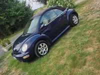 Usata VW New Beetle 105 CV (77 kW) 2005 Blu Utilitaria