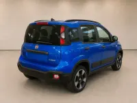 Nuova Fiat Panda Cross Cross 65 CV (47 kW) 2026 Blu Utilitaria