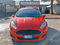 Usata Ford Fiesta Titanium 95 CV (69 kW) 2016 Rosso Berlina