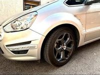 Begagnad Ford S-MAX Titanium 163 HK (119 kW) 2011 Grå Minibuss