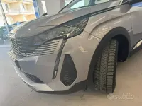 Usata Peugeot 3008 Allure 131 CV (96 kW) 2023 Grigio SUV