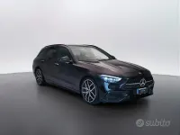 Usata Mercedes 300 Premium Plus 265 CV (194 kW) 2022 Nero Station wagon