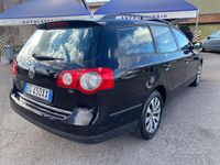 Usata VW Passat Highline 110 CV (80 kW) 2010 Nero Station wagon