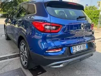 Usado Renault Kadjar Black Edition 140 CV (102 kW) 2020 Azul SUV