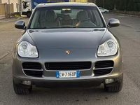 Usata Porsche Cayenne 250 CV (183 kW) 2005 Grigio SUV