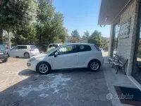 Usata Fiat Punto Evo S 69 CV (50 kW) 2011 Bianco Utilitaria
