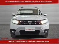 Usata Dacia Duster Prestige 101 CV (74 kW) 2022 Bianco SUV