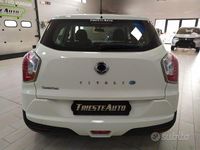 Usata SsangYong Tivoli 116 CV (85 kW) 2016 Bianco SUV