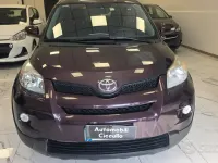 Usata Toyota Urban Cruiser Luxury 100 CV (73 kW) 2009 Viola Utilitaria