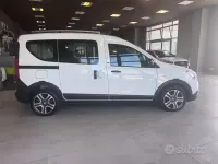 Usata Dacia Dokker 95 CV (69 kW) 2019 Bianco Monovolume
