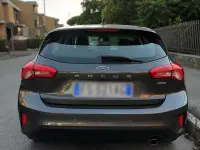 Usata Ford Focus 95 CV (69 kW) 2018 Grigio Berlina