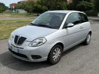 Usata Lancia Ypsilon 77 CV (56 kW) 2009 Argento Utilitaria