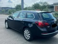 Usata Opel Astra 82 CV (60 kW) 2014 Nero Station wagon