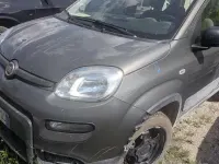 Usata Fiat Panda Cross Cross 84 CV (61 kW) 2022 Grigio scuro Utilitaria