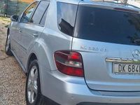 Usata Mercedes ML320 224 CV (164 kW) 2007 Grigio SUV