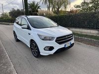 Usata Ford Kuga ST-Line 120 CV (88 kW) 2019 Bianco SUV