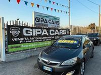 Usata Opel Astra Cosmo 110 CV (80 kW) 2011 Grigio Berlina