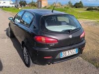 Usata Alfa Romeo 147 120 CV (88 kW) 2006 Nero Utilitaria