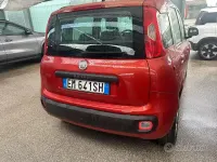 Usata Fiat Panda Lounge 75 CV (55 kW) 2012 Rosso Utilitaria