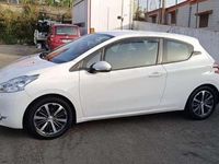Usata Peugeot 208 Access 68 CV (50 kW) 2012 Utilitaria