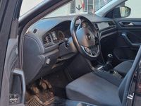 Usata VW T-Roc Style 115 CV (84 kW) 2019 Nero SUV