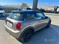 Usata Mini Cooper D Hype 116 CV (85 kW) 2019 Grigio Utilitaria