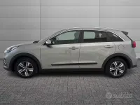 Usata Kia Niro Urban 105 CV (77 kW) 2022 Grigio SUV