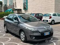 Usata Renault Mégane GrandTour 110 CV (80 kW) 2012 Marrone Station wagon