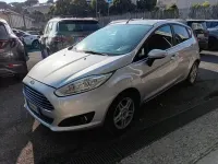 Usata Ford Fiesta 75 CV (55 kW) 2014 Argento Utilitaria