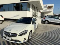 Usata Mercedes A180 Premium 109 CV (80 kW) 2017 Bianco Utilitaria