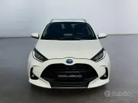 Usata Toyota Yaris Hybrid Trend 116 CV (85 kW) 2022 Bianco Berlina