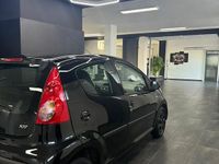 Usata Peugeot 107 68 CV (50 kW) 2009 Nero Utilitaria