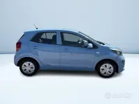 Usata Kia Picanto 67 CV (49 kW) 2018 Azzurro metallizzato Utilitaria