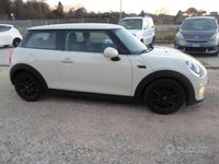 Usata Mini Cooper D 95 CV (69 kW) 2019 Bianco Utilitaria