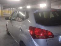 Usata Kia Venga 90 CV (66 kW) 2011 Grigio Utilitaria