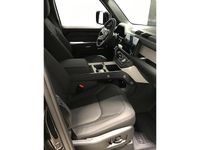 Nuova Land Rover Defender SE Dynamic 200 CV (147 kW) 2025 Santorini black