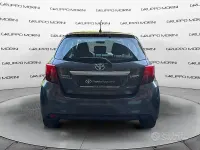 Usata Toyota Yaris Hybrid Active 101 CV (74 kW) 2017 Other Berlina