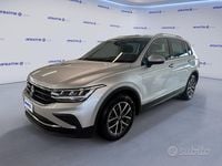 Usata VW Tiguan Life 131 CV (96 kW) 2021 Grigio SUV