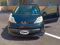 Usata Peugeot 107 68 CV (50 kW) 2008 Nero Utilitaria