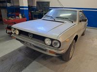 Usata Alfa Romeo 75 154 CV (113 kW) 1988 Nero Berlina