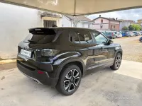 Usata Jeep Avenger Summit 101 CV (74 kW) 2025 Nero SUV
