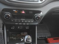 Usata Hyundai Tucson 116 CV (85 kW) 2016 Grigio SUV