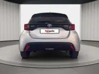 Usata Toyota Yaris Trend 116 CV (85 kW) 2023 Silver metallic Utilitaria